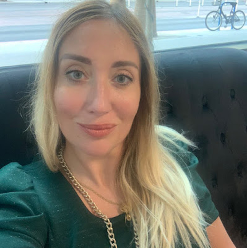 Meet your Posher, Evgenia